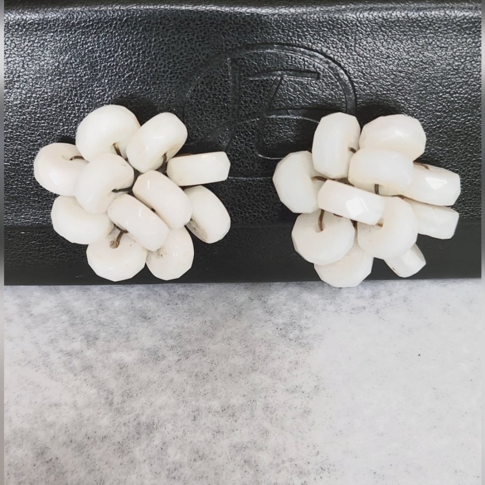 Vintage White Faceted Cluster Clip On Earrings